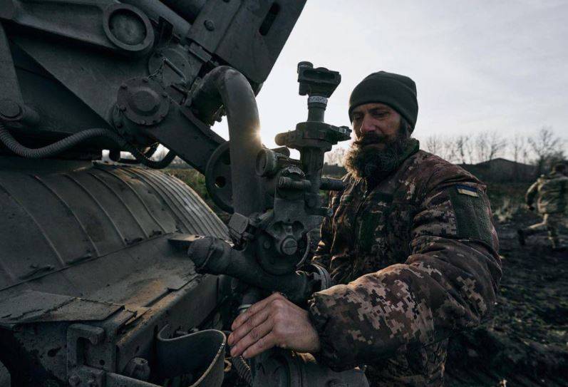 Ancien officier du renseignement américain: Washington n'atteindra pas ses objectifs en Ukraine, il est temps de mettre fin au conflit
