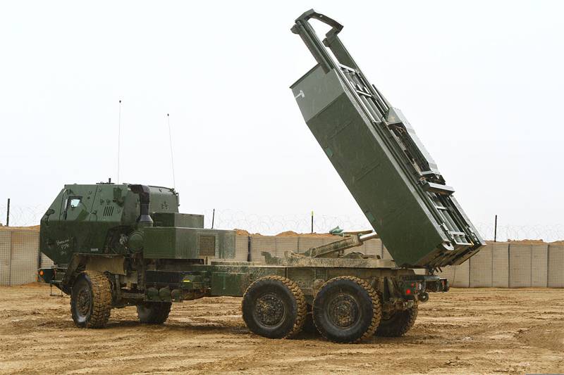 Hedef kontrol verileri: NATO silahlarının kullanımı sırasında, DPR ve LPR'ye 700 Himars MLRS füzesi ateşlendi