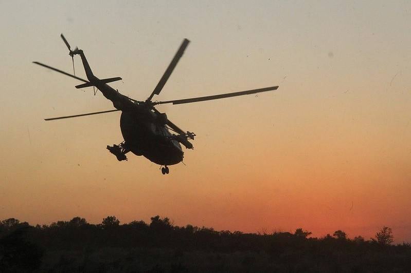 En el área de Kremennaya, el ejército ucraniano está utilizando activamente helicópteros Mi-8.
