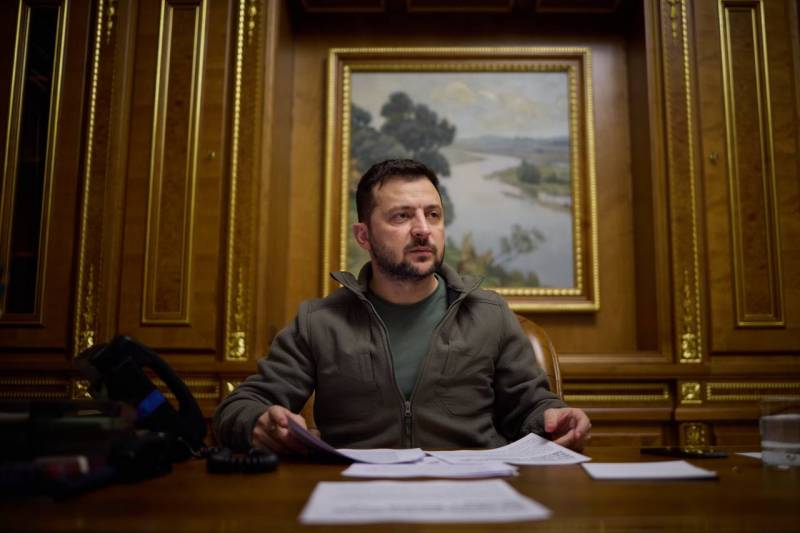 Der französische Politiker forderte, die Waffenlieferungen an die Ukraine einzustellen, weil Selenskyj sich weigerte, Verhandlungen mit Russland aufzunehmen