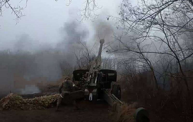 На Донецком направлении российские войска заняли господствующие высоты, выбив противника с укрепленных позиций - Минобороны