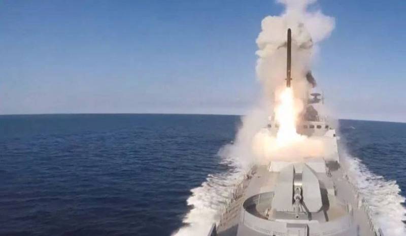 Commandement des forces armées ukrainiennes: la Russie a augmenté le regroupement de navires équipés de missiles Calibre en mer Noire