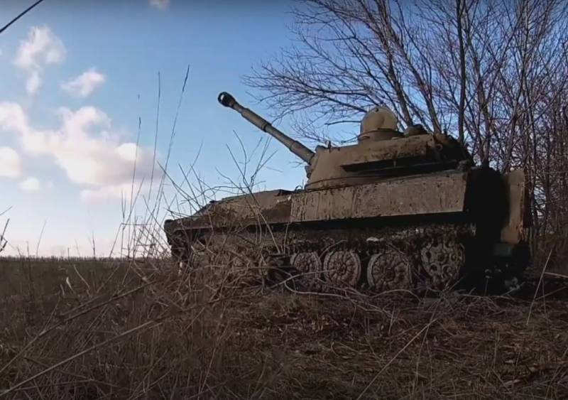 Tropas russas expulsam as Forças Armadas da Ucrânia de uma área estrategicamente importante na área de Svatovo-Kremennaya