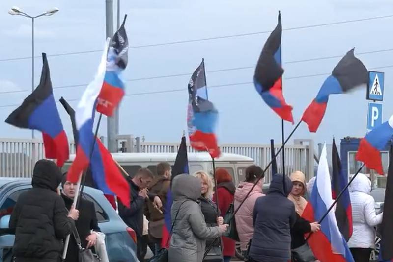 Военкор рассмотрел сценарий, при котором Донбасс не поднялся бы в 2014 году против националистов