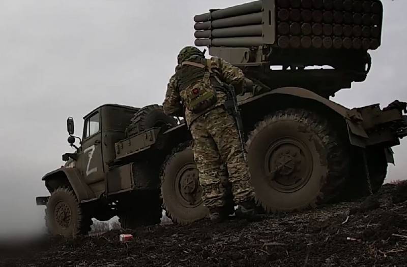 Tropas rusas atacan posiciones de mercenarios de las Fuerzas Armadas de Ucrania cerca de Konstantinovka