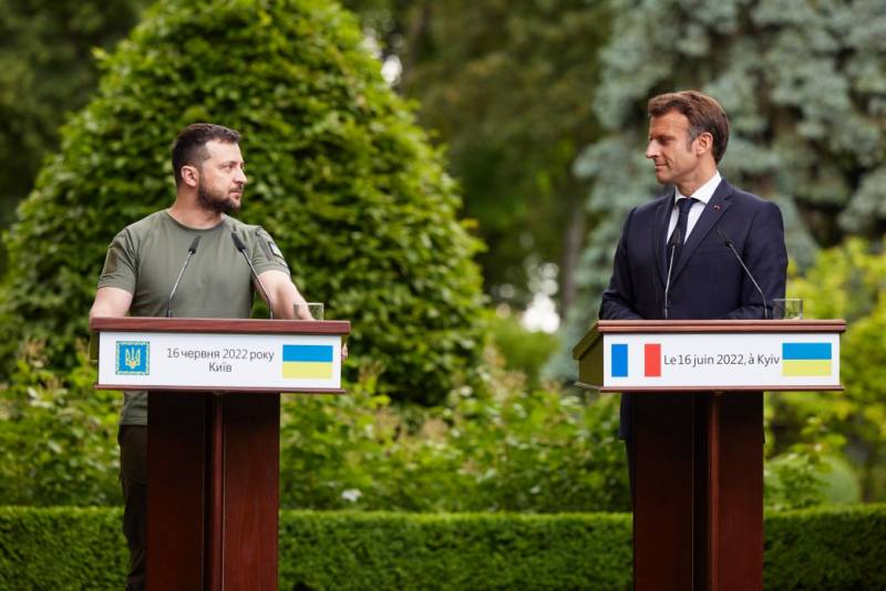 El presidente francés, Emmanuel Macron, prometió aumentar el suministro de armas a Ucrania
