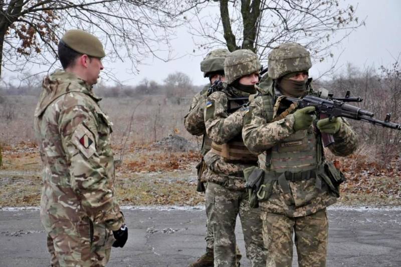 英国承诺明年为乌克兰武装部队训练的军队人数是今年的两倍