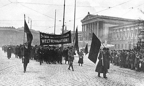 Germany between two wars. november revolution