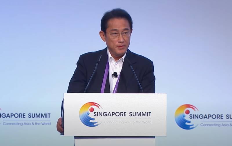 Primeiro Ministro Japonês: Continuamos nos esforçando para resolver a questão das ilhas com a Rússia
