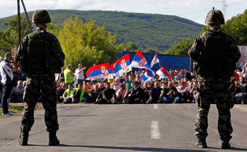 Kosovo-Serben werden von Chauvinisten als Geiseln gehalten