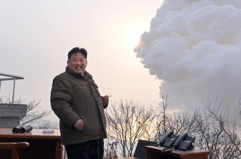 उत्तर कोरिया ने एक नए प्रकार के सामरिक हथियार के लिए एक नए "हाई थ्रस्ट" रॉकेट इंजन का परीक्षण किया है