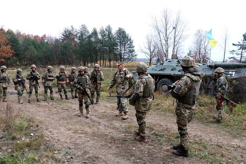Soledar 근처의 우크라이나 군대에 러시아 군인을 포로로 가두지 말라는 명령이 내려졌다는 보고가 있습니다.