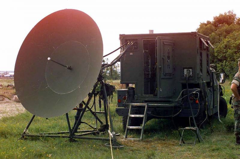 미 육군은 상업 회사로부터 위성 통신 서비스 구매량을 확대하고 있습니다.
