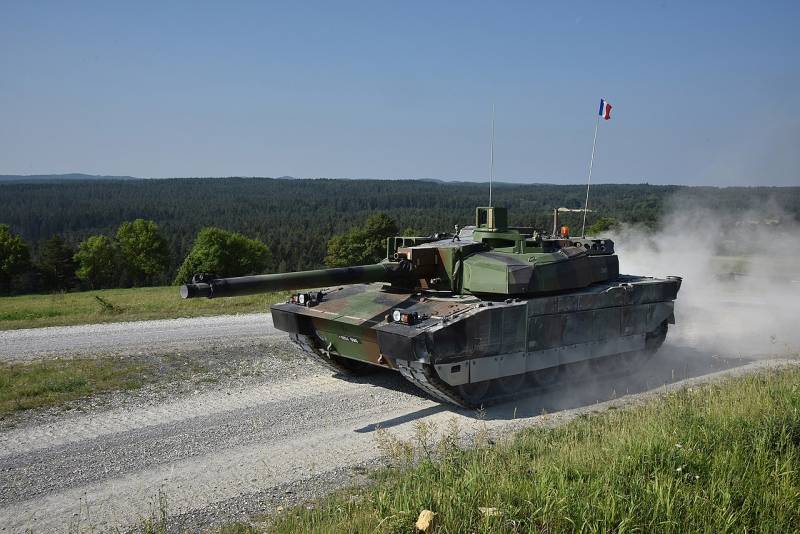 Парижская броня в спецоперации: французские танки «Леклерк» могут оказаться на Украине