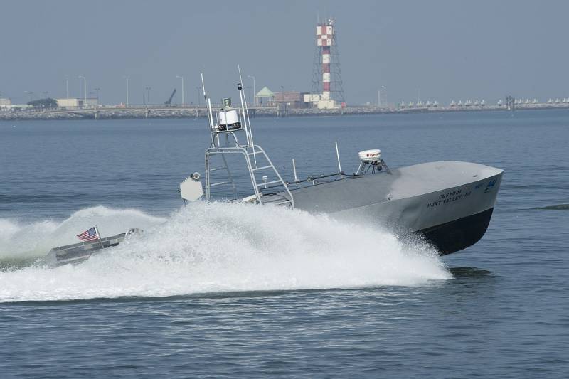 O comando da Marinha dos EUA esclareceu os planos para a implantação de navios médios de superfície não tripulados
