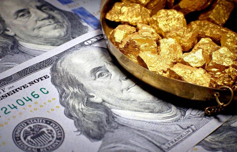 Impasse do dólar. O bezerro "dourado" desloca o "verde"