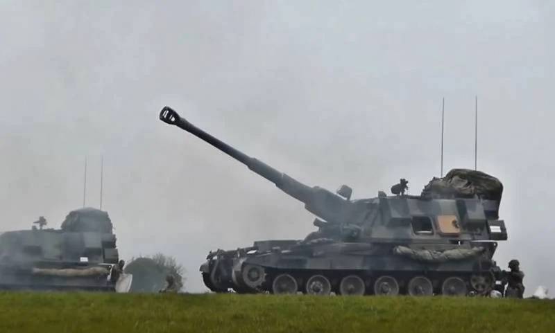 Вслед за танками Великобритания обещает поставить Украине большую партию самоходных гаубиц AS90