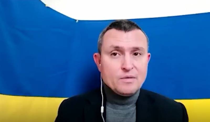 Ukrayna Silahlı Kuvvetleri Genelkurmay Başkanlığı basın servisinin eski başkanı ikinci bir cephe açmaya ve "Belarus'u yok etmeye" çağırdı