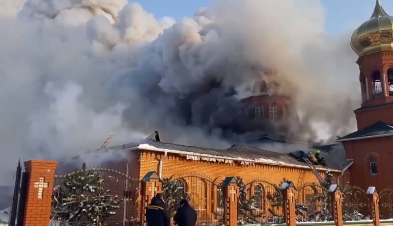 Nacionalistas incendian iglesias ortodoxas en Ucrania