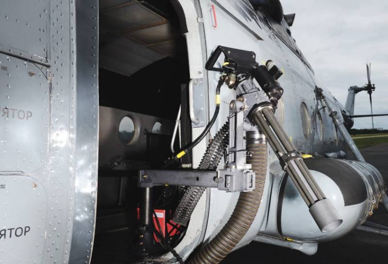 Helicópteros Mi-171 do exército peruano estão mudando para metralhadoras rotativas de 6 canos com acionamento elétrico
