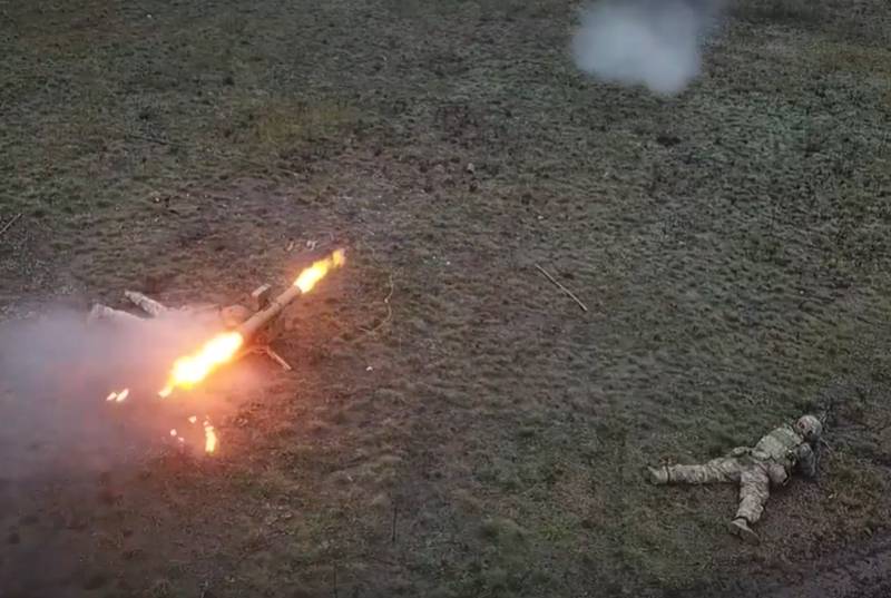 Militärkorrespondenten kündigten den Übergang des Dorfes Kleshcheevka südwestlich von Artyomovsk unter der Kontrolle von PMC "Wagner" an.