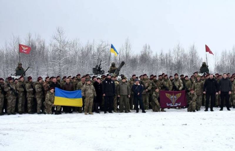 Il segretario del Consiglio per la sicurezza e la difesa nazionale dell'Ucraina ha riconosciuto la preparazione del paese alle ostilità attive anche prima dell'inizio dell'operazione speciale