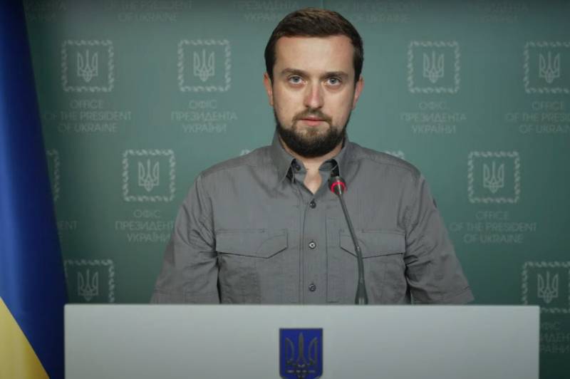Кадровые перестановки на Украине: Вслед за Арестовичем кресло может потерять замглавы офиса Зеленского