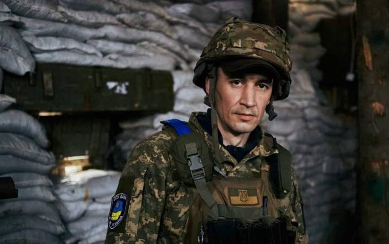 ウクライナの兵士は、ソレダーの位置に殴打されて追い出されました
