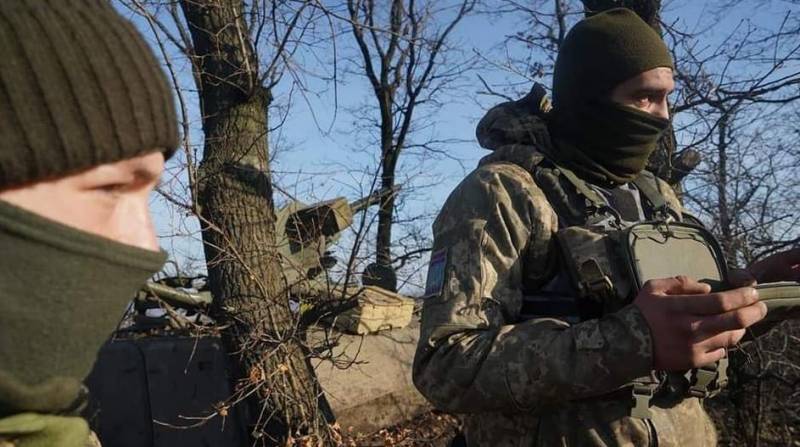 DPR Pushilin의 대행은 우크라이나 군대 예비군을 Maryinka로 이전한다고 발표했습니다.