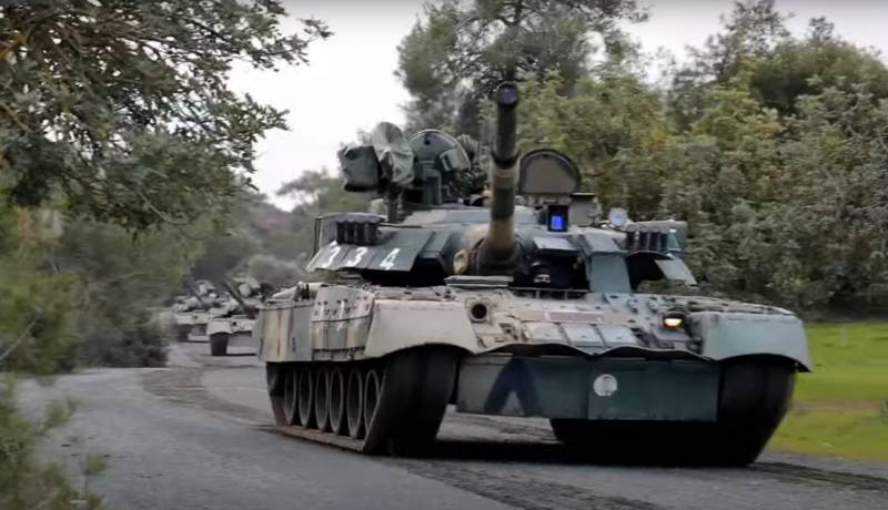 塞浦路斯准备将 T-80U 坦克转移到乌克兰，以换取希腊的豹 2