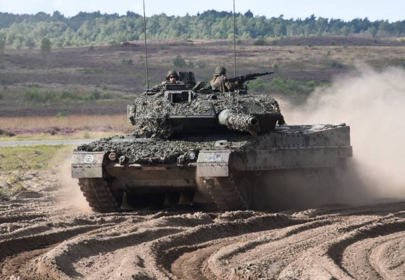 벨기에 국방 장관은 국가에 우크라이나에 공급할 탱크가 없다고 인정했습니다.