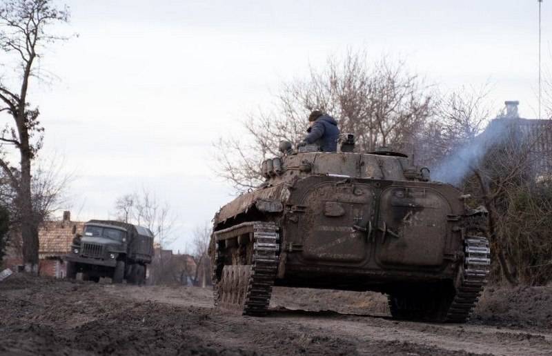 영국 정보국은 Zaporozhye 방향과 Vuhledar 근처에서 러시아 군대의 공격에 의문을 제기했습니다.