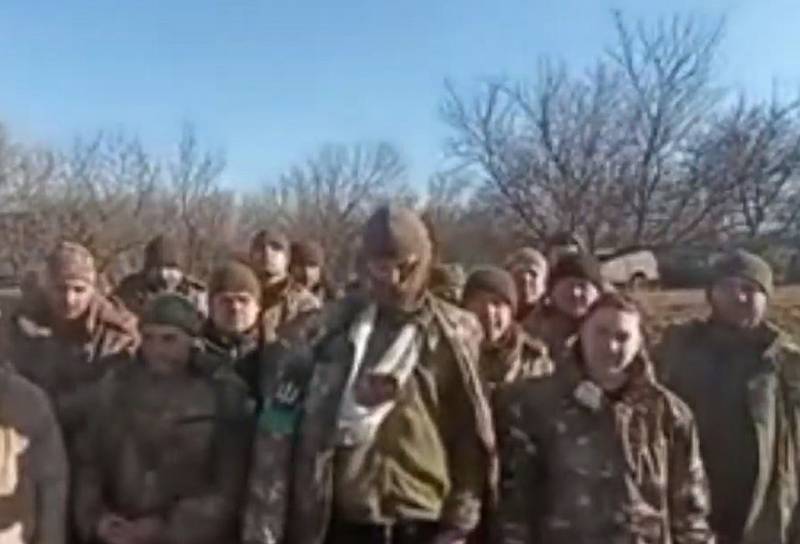 سربازان نیروهای مسلح اوکراین از تیپ 116 سرباز به دلیل وضعیت اسفناک واحد خود برای کمک به زلنسکی مراجعه کردند.