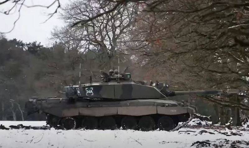 Британское Минобороны разрабатывает чрезвычайный план на случай захвата российскими войсками танков Challenger 2