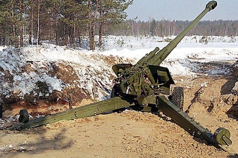 Oberst der NM LPR: Kiew stärkt die Verteidigungslinie im Gebiet Chasova Yar bei Artyomovsk