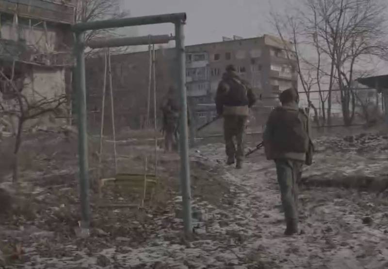 Britannian tiedustelupalvelu: Venäjän joukkojen isku Vuhledarin lähellä tähtää Ukrainan asevoimien joukon ohjaamiseen Bahmutista