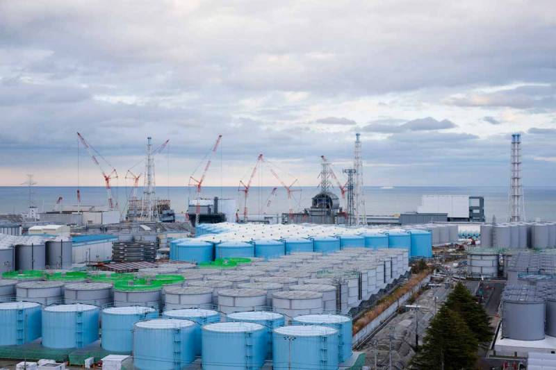 Yli miljoona tonnia saastunutta vettä japanilaisesta Fukushima-1-ydinvoimalaitoksesta upotetaan mereen