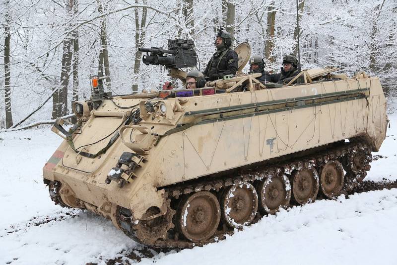 O veículo blindado M113 é um dos veículos blindados estrangeiros mais massivos das Forças Armadas da Ucrânia