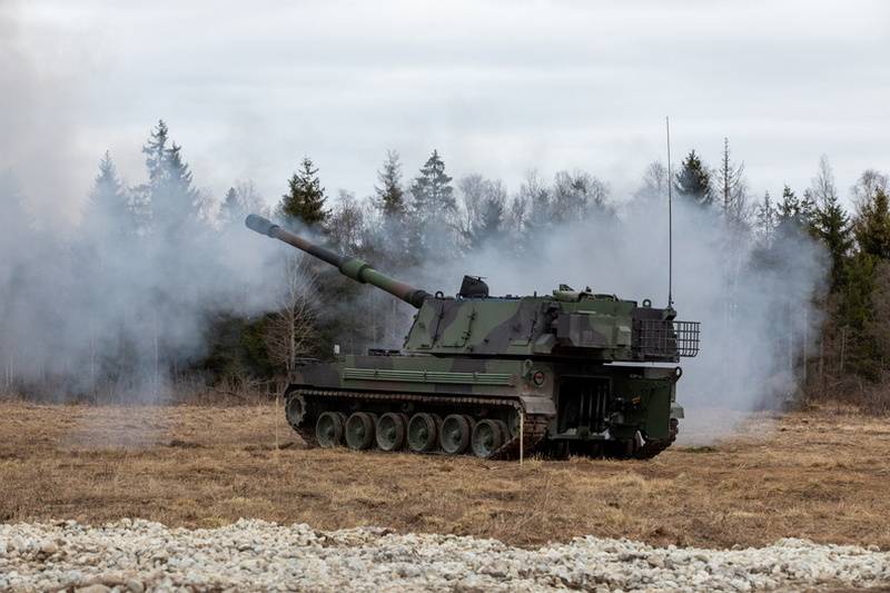 Эстония приняла решение закупить дополнительную партию САУ К9 Thunder, усвоив «уроки Украины»