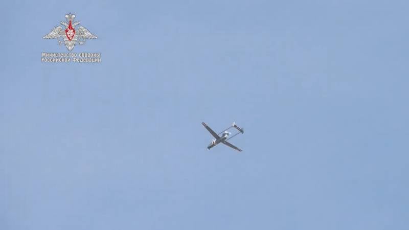 Reconnaissance et frappe UAV "Forpost-RU" dans l'opération spéciale