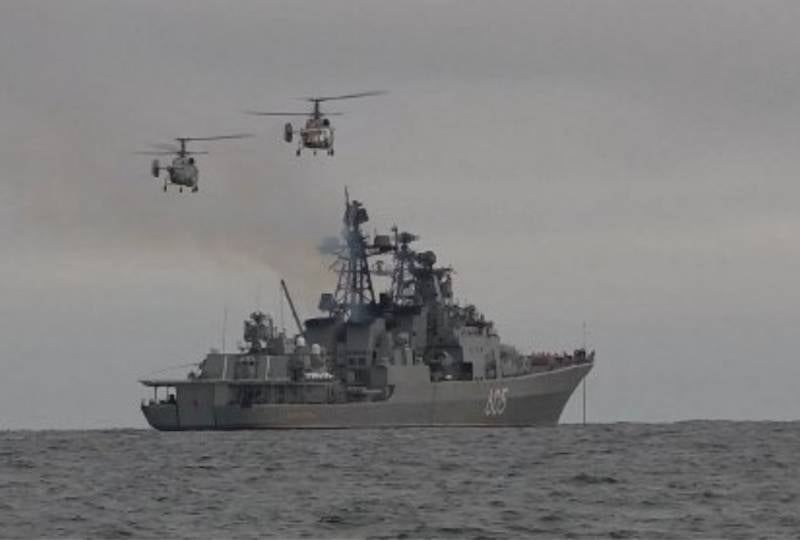 俄罗斯海军将接收一艘带有简化平台的舰船，用于直升机和无人机的起降