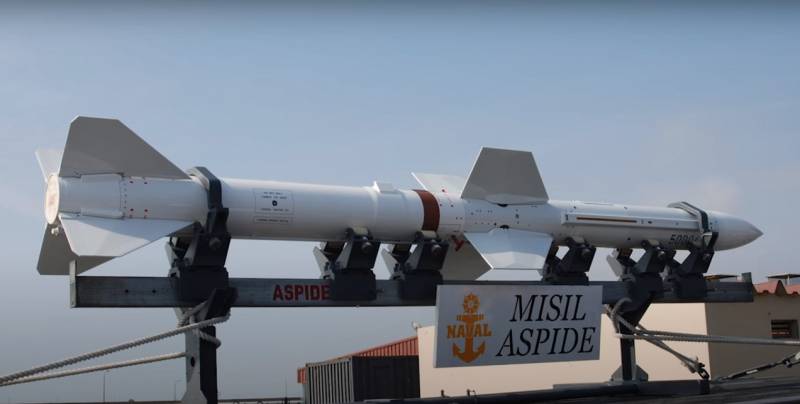 Италия собирается в ближайшее время отправить на Украину ракеты Aspide собственного производства
