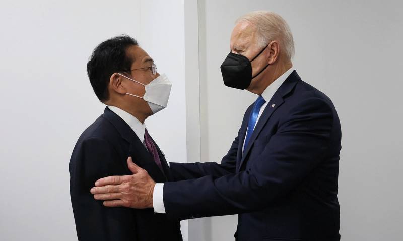 مدودف: کیشیدا، نخست وزیر ژاپن باید پس از اظهارات درباره روسیه و سلاح های هسته ای، مرتکب سپوکو شود
