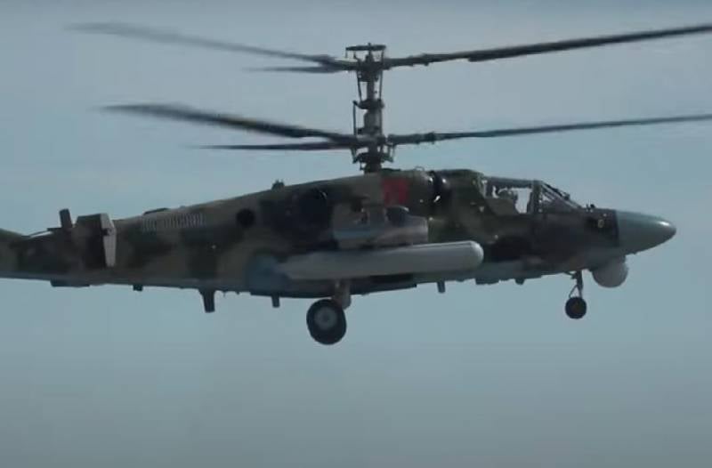 러시아 군대는 특수 작전 중 전투를 고려하여 만든 현대화 된 Ka-52M 헬리콥터의 첫 번째 배치를 받았습니다.