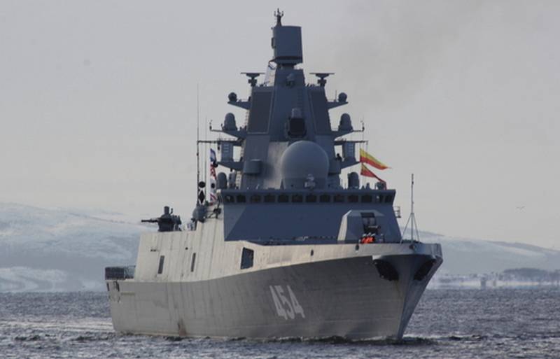 A fragata "Almirante Gorshkov" participará de exercícios conjuntos com as marinhas chinesa e sul-africana na costa da África