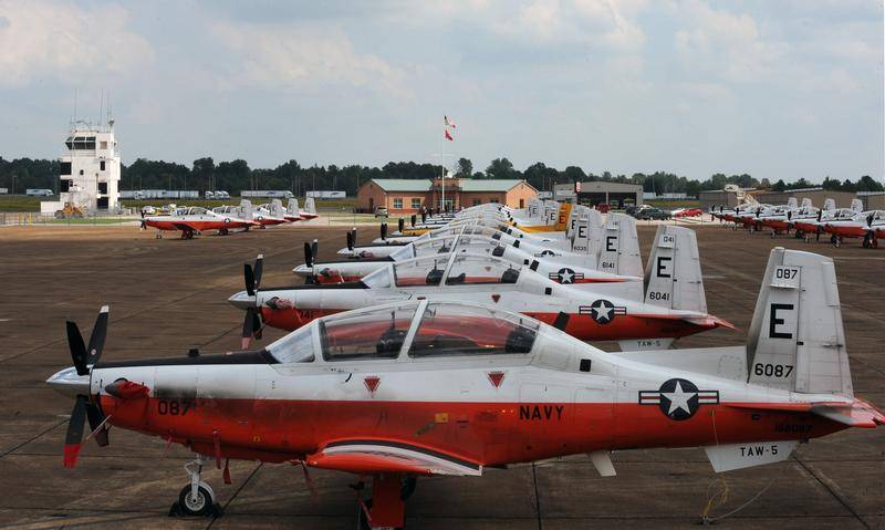 В США упал учебный самолет морской авиации ВМС T-6B Texan II