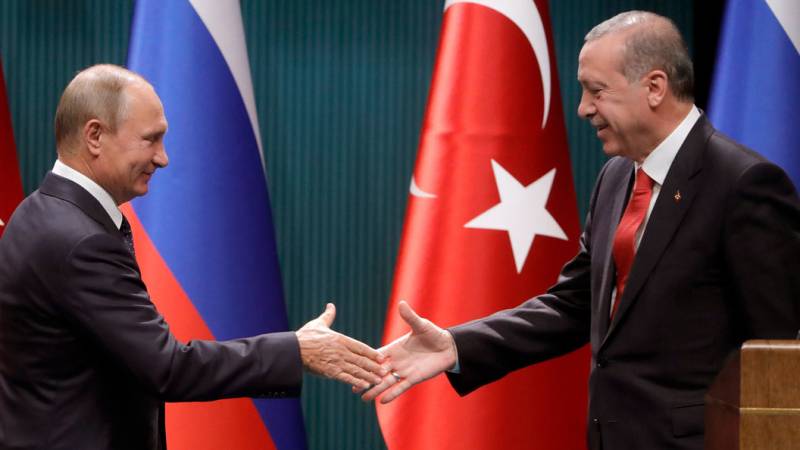 与土耳其互动——威胁、挑战或机遇