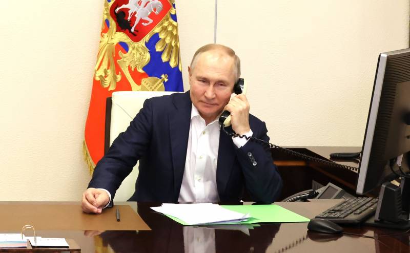 Erdogan in a telephone conversation with Putin called for a "fair solution" on Ukraine