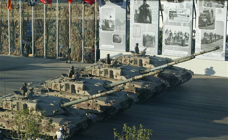 La société allemande Rheinmetall est prête à moderniser les chars britanniques Challenger 1 pour un transfert ultérieur en Ukraine
