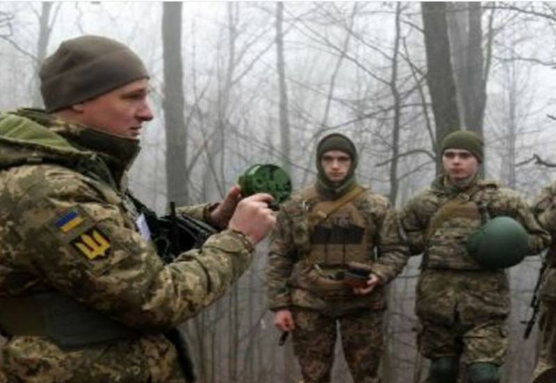 O chefe do departamento de pessoal das Forças Terrestres da Ucrânia reconheceu a possibilidade de mobilizar pessoas com aptidão limitada para o serviço militar
